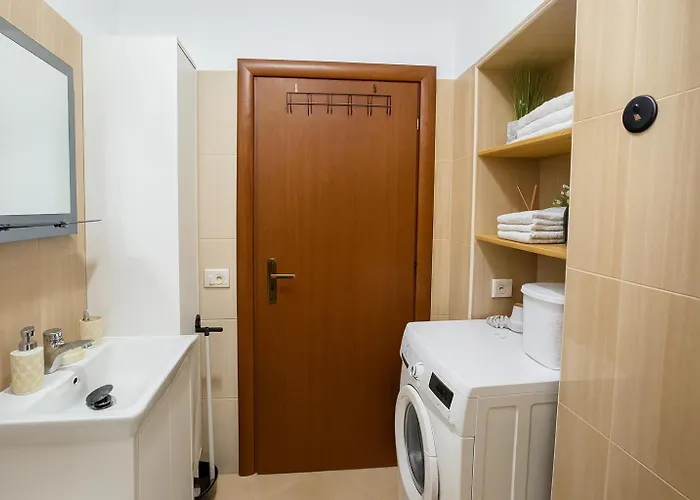 Bellis Center Lägenhet Tirana